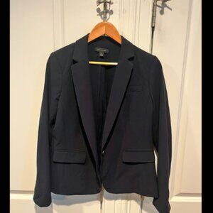 Ann Taylor - Notched One Button in Seasonless Stretch